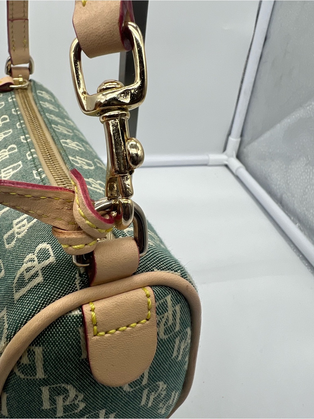 DOONEY & BOURKE Y2K Mini Barrel Monogram Green Canvas Leather Trim Shoulder Bag - Picture 5 of 15
